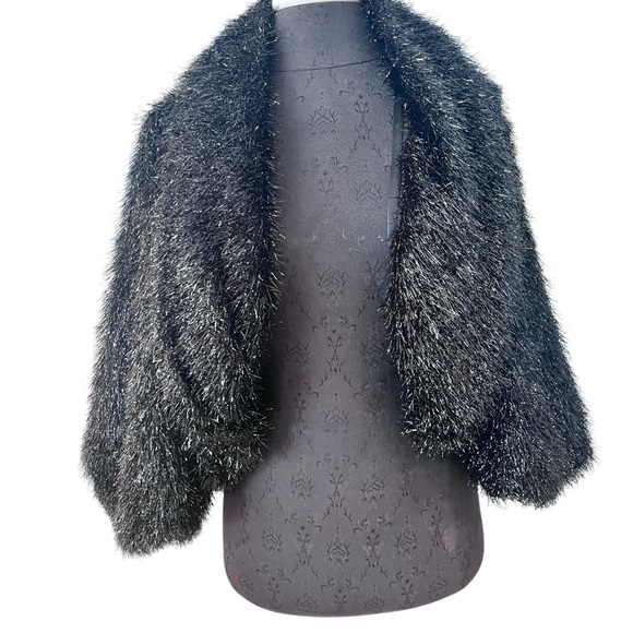 Max Studio Black Faux Tinsel Fur Cropped Jacket XS Oversized - Picture 1 of 10